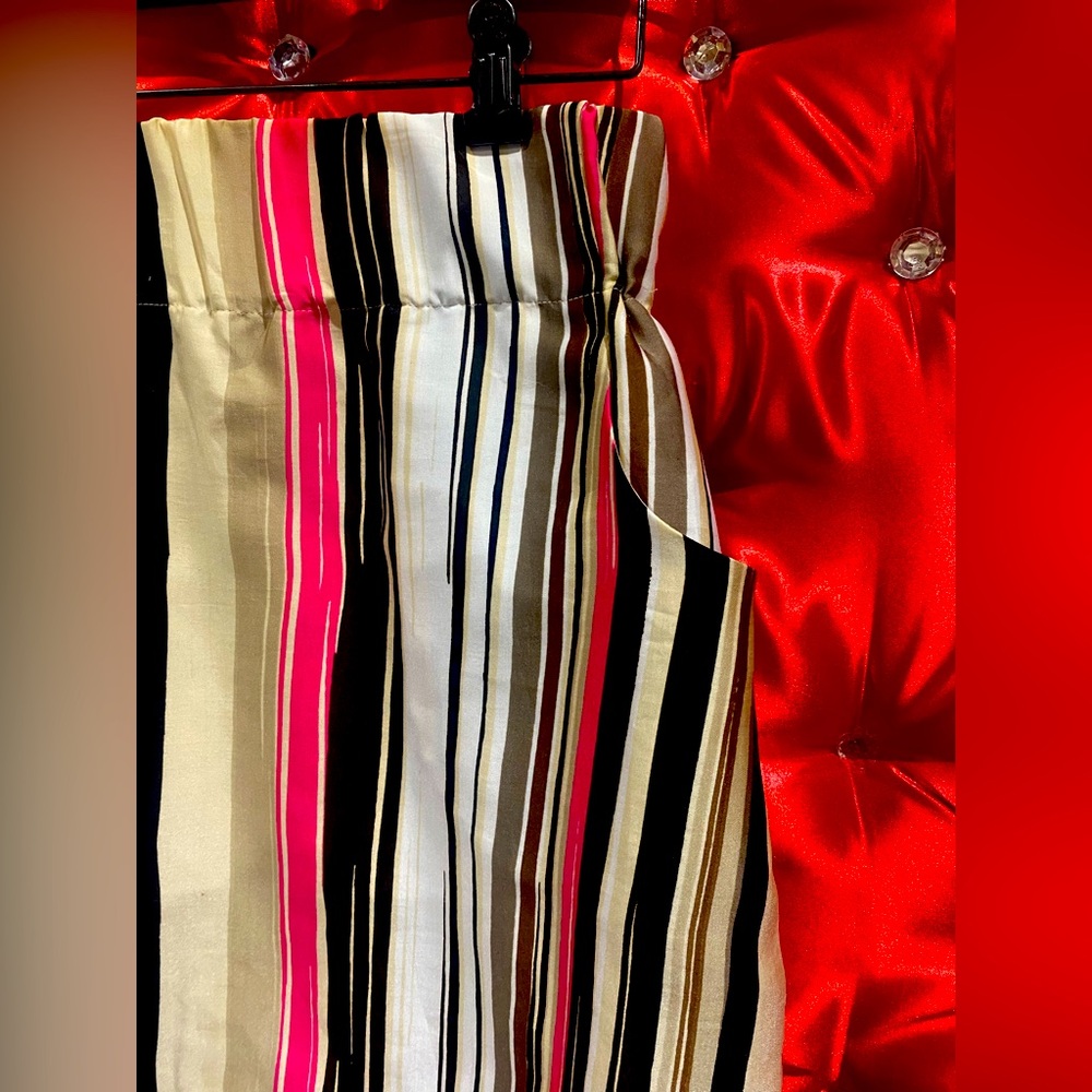 Apostrophe Pink, Black, white w/ brownnish shades polyester striped skirt.